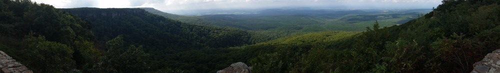 Panaromic image of Mount Magazine State Park in Arkansas